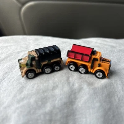Лот 2 Micro Machines 1987 Galoob Военный Грузовик Самосвал  - Изображение 1 из 4