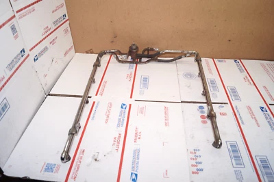2003 Ford E250 E350 Van 6.8L V10 Fuel Injector Rail 2 Valve Econoline Van OEM - Image 1 of 4