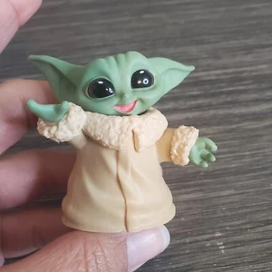 Star Wars Modellino Mandalorian Baby Yoda 2,25" Hasbro - Foto 1 di 5