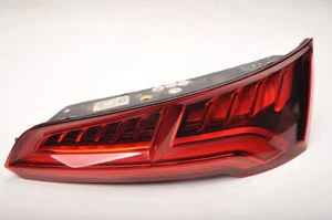AUDI Q5 II 80A Luz Trasera Derecho - Imagen 1 de 8