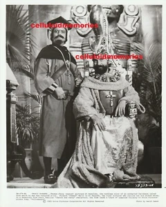 Original Vintage Photo 1983 Yellowbeard Cheech & Chong # 4A - Picture 1 of 3