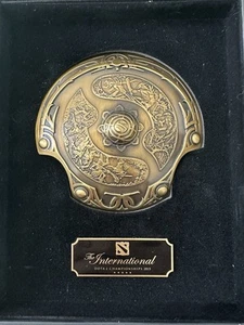DOTA 2 The International Championships 2015 Aegis Shield Dota2 Authentic In Case - Picture 1 of 4