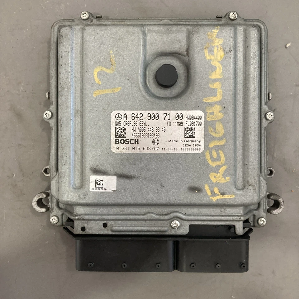 Mercedes Sprinter 2010-2012 3,0 L ECU/ECM A 642 900 71 00 Foto 1 de 4