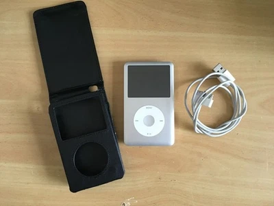  iPod classic 160gb 7 gen *Just 2 hrs use* Super condition + xtras - Image 1 of 4