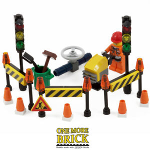 Roadworks Kit | Construction Figure & Traffic Lights | Kit Made With Real LEGO