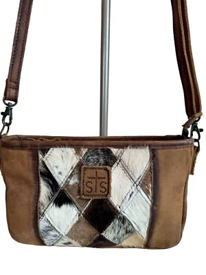 Bolso Bandolera STS Ranchwear Diamond Claire Piel de Vaca Retazos Cartera M Marrón Foto 1 de 4
