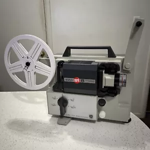 EUMIG WIEN MARK 8 PROJECTOR. MADE IN AUSTRIA. SERIAL #4199324-UNTESTED - Picture 1 of 16