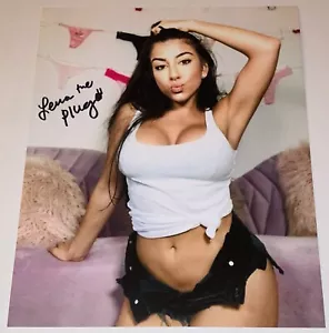 LENA THE PLUG ADULT FILM STAR - MODELLO FIRMATO AUTOGRAFATO 8X10 FOTO +PROVA RARA! - Foto 1 di 2