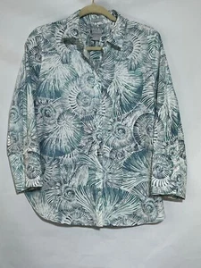 Chicos Womens Seashell Print Button-Up Shirt Size 1 Relaxed Fit 3/4 Sleeve - Picture 1 of 10