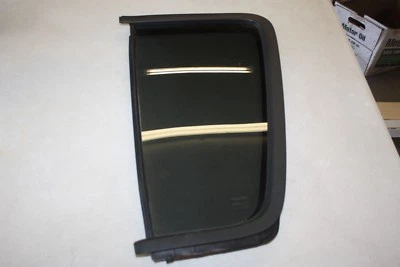 Vidro de ventilação da porta traseira Nissan Pathfinder Lt (motorista), 2008-2012 - Imagem 1 de 4