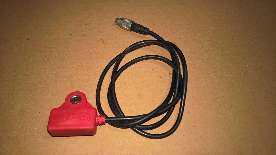 Sensor magnético de recogida AIM Mychron para kart Laptime Foto 1 de 1