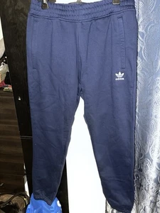 adidas Men's Trefoil Essentials Pants Blue IY7357 SIZE Large - Picture 1 of 5