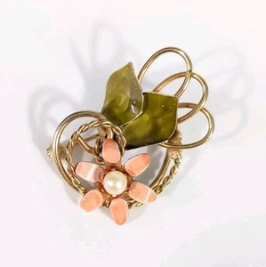 Broche vintage de perlas sintéticas con flores en tono dorado - Imagen 1 de 7