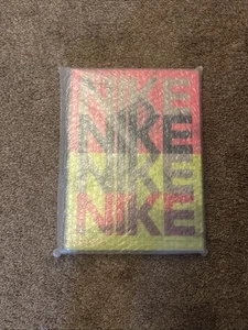 NIKE BETTER IS TEMPORÄRES GEBUNDENES BUCH NEU VERSIEGELT PHAIDON MODE SNEAKER NEU - Bild 1 von 3