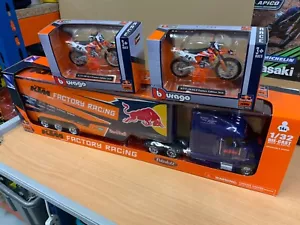 Camion squadra motocross Ray 1:32 Red Bull KTM nuovo con bici giocattolo 2xHerlings 1:18 - Foto 1 di 7