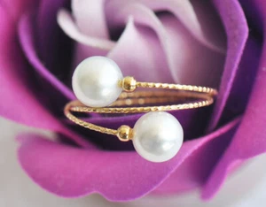 Echte Natürliche 6mm Runde Weiße Perle 18K Gold Elastizität Ring Verstellbare Größe - Bild 1 von 3