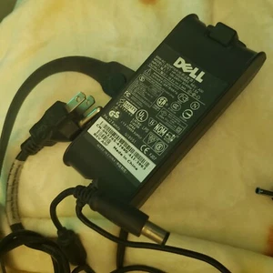Original Dell HP-OQ065B83 Laptop Ladegerät AC Adapter Netzteil 19,5V 3,34A 65W - Bild 1 von 1