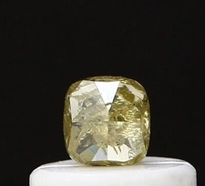 CUSHION CUT DIAMOND 0.24CT YELLOW BRILLIANT CUT FANCY NATURAL DIAMOND - Image 1 of 4