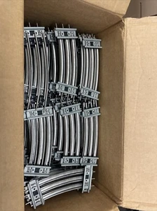 Lot of 99 Lionel O31 Tubular Half Curves — New! • - Picture 1 of 1