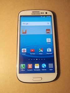 Samsung Galaxy S III GT-I9300 - 16GB - Marble White (Unlocked) Smartphone - Picture 1 of 3