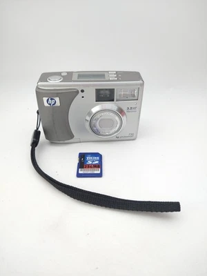 HP Photosmart 735 3.2MP Compact Digital Camera | TESTED - Image 1 of 4