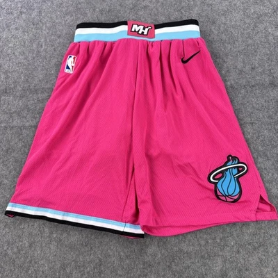 Pantalones Cortos Miami Heat Para Hombre 44 Rosa NBA Baloncesto Edición Ciudad Nike Vice Swingman Foto 1 de 4