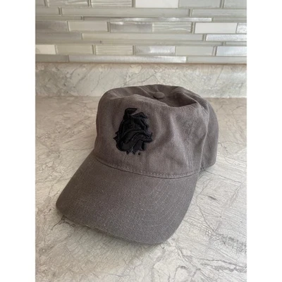 Gorra de béisbol UMD Bulldogs gris y negra con tirantes  Foto 1 de 4