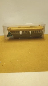Vintage MELBOURNE TRAM CLASSE W2 di George Kob - fatto a mano in legno - LEGGI - Foto 1 di 13