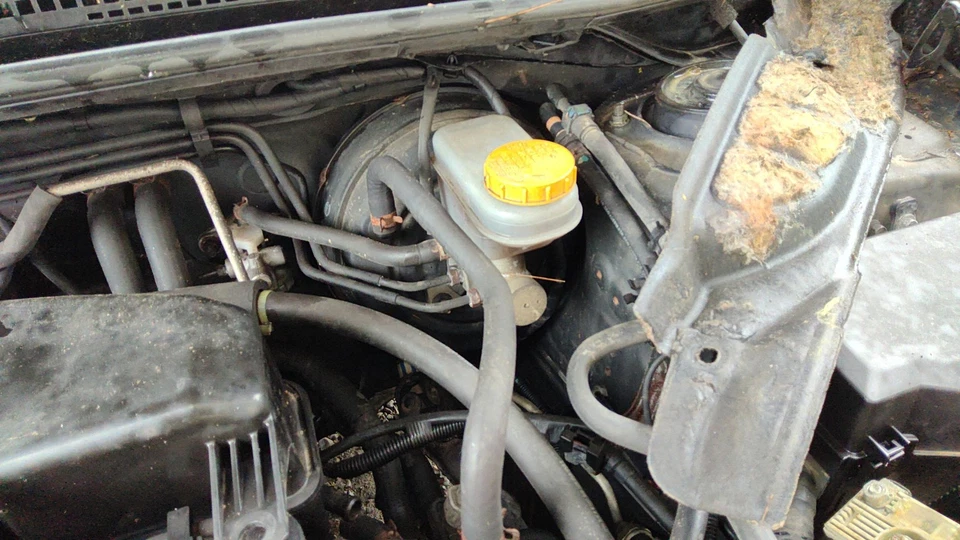 15 SUBARU XV CROSSTREK Master Cylinder - Image 1 of 1