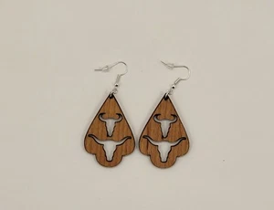 Texas Longhorn Steer 3 Laser Cut Erlenholz Ohrringe, Hakenstil, satiniert - Bild 1 von 1