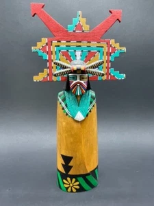 Amerikanische Ureinwohner handgeschnitzt Kachina Katsina HOPI - signiert Samuel Kayquoptewa 12 Zoll - Bild 1 von 4