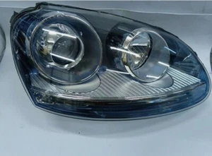 1K6941040A Volkswagen Right Headlight Xenon D2S Mk5 / R32 / Golf / Jetta Genuine - Picture 1 of 8