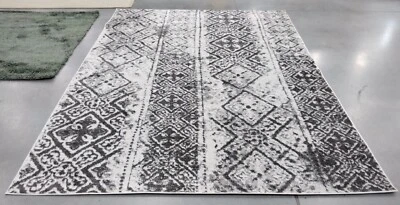 Alfombra Mancha Trasera PLATA/NEGRA 9' X 12', Precio Reducido 1172719319 ADR111H-9 Foto 1 de 4