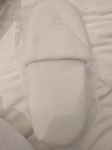 BEQUEME DICKE LUXUS SPA HOTEL GÄSTE HAUSSCHUHE FROTTEE EINWEG FROTTEE STIL - Bild 1 von 3