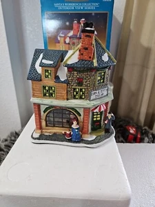 2000 Santa's Workbench Collection Turn and Stitch Tailor Christmas Village - Picture 1 of 5