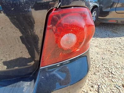 Conjunto de luz trasera derecha usado se adapta a: Dodge Avenger 2013 grado derecho A Foto 1 de 4