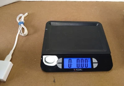 Báscula de cocina multifunción USB recargable Taylor Scale 11 lb negra con cargador Foto 1 de 4