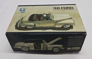 IMC '48 Ford Convertible 1:25 Scale Model Complete Kit - Bild 1 von 4