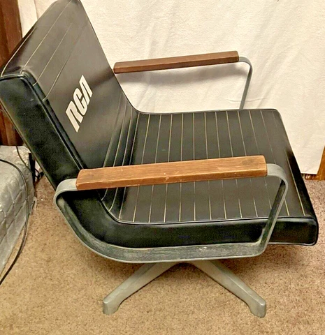 Vintage Mid Century Modern (MCM) RCA Mad Men type Boardroom/Executive Chair Cover
