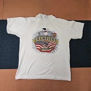 Stained* New York Yankees Champions Adult T-Shirt Medium White 4 In A Row k9a - Picture 1 of 12