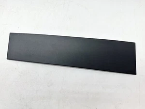 os208270 Chevrolet Silverado 1500 2019 2020 2021 REAR RH DOOR MOULDING PILLAR - Picture 1 of 12