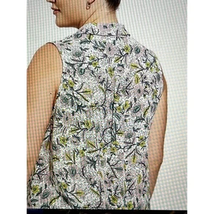 Torrid Women's Harper Georgette Collared Sleeveless Floral Blouse, 4, 4X, 26 - Picture 1 of 6