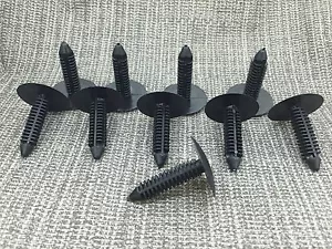 10x CHRYSLER Interior Exterior Tree Trim Rivet Fastener Clips - Picture 1 of 8