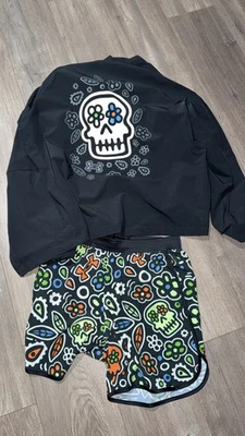 Medium Under Armour Men’s  Day Of The Dead Jacket  Full Zip and shorts set of 2  - Image 1 of 4
