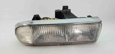 Headlamp Assembly BLAZER S10/JIMMY S15 Right 98 99 00 01 02 03 04 05 - Image 1 of 3