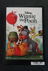 Tarjeta de respaldo de película BLOCKBUSTER 8" X 5,5" DISNEY - WINNIE the POOH - IMPECABLE - Imagen 1 de 1