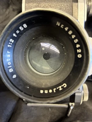 Lente Carl Zeiss Jena Biotar 58 mm f/2 Praxis + cuerpo FX - lente funciona, cuerpo no Foto 1 de 4