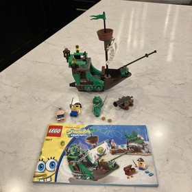 LEGO SpongeBob: Flying Dutchman Pirate Ship 3827,  w Mini Figs - Missing Island