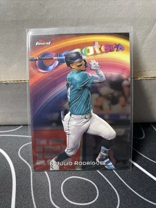 2024 Topps Finest - Julio Rodriguez #C-1 Creators Gold Refractor /50 - Picture 1 of 1