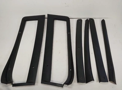 1991-1994 S10 Blazer GMC Jimmy 4 DOOR Front / Rear Window Door Panel Trim BLACK - Image 1 of 4